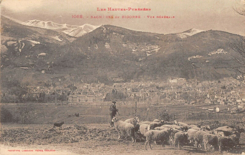 Carte postale ancienne Bagneres De Bigorre Vue Generale