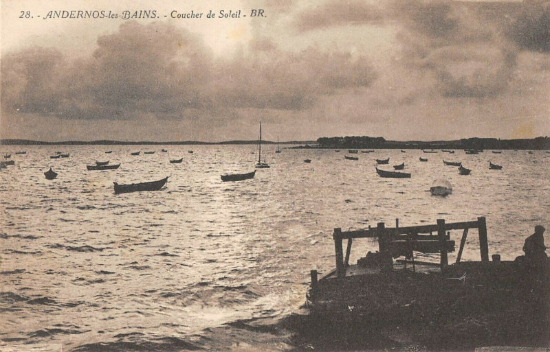 Carte postale ancienne Andernos Les Bains Coucher De Soleil à Andernos-les-Bains