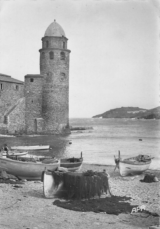 Carte postale ancienne Collioure Le Clocher à Collioure