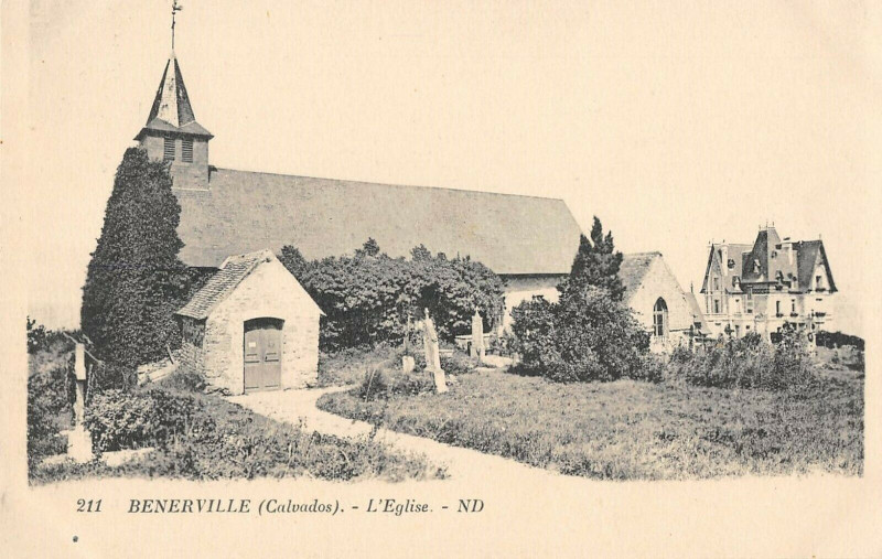 Carte postale ancienne Berneville Eglise