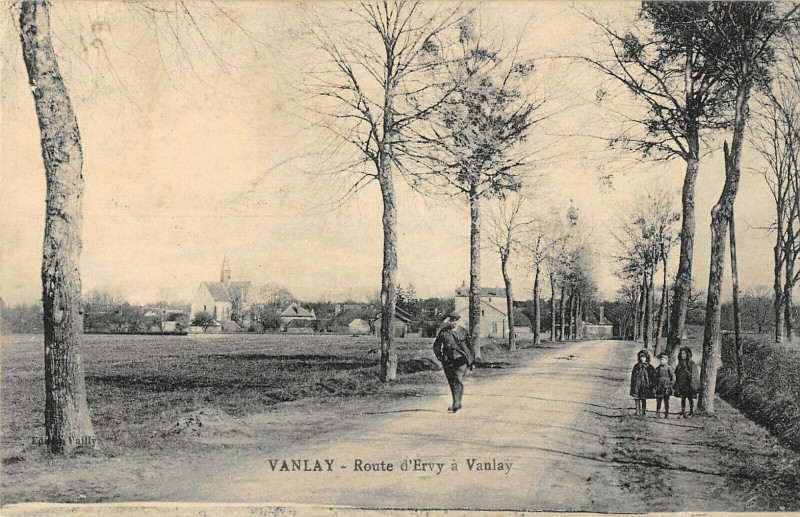 Carte postale ancienne Vanlay Route D'Ervy A Vanlay à Vanlay