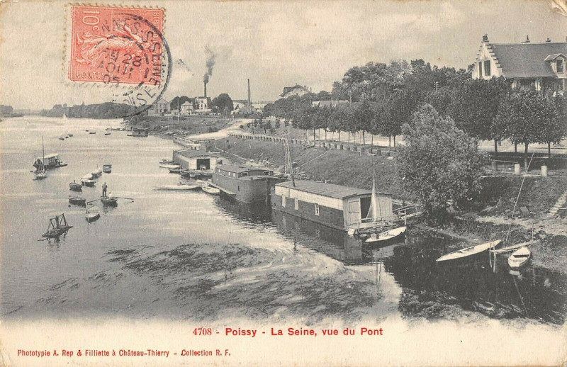 Carte postale ancienne Poissy La Seine Vue Du Pont à Poissy