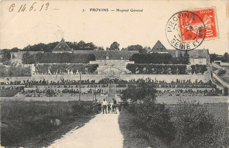 Carte postale ancienne Provins Hopital General à Provins