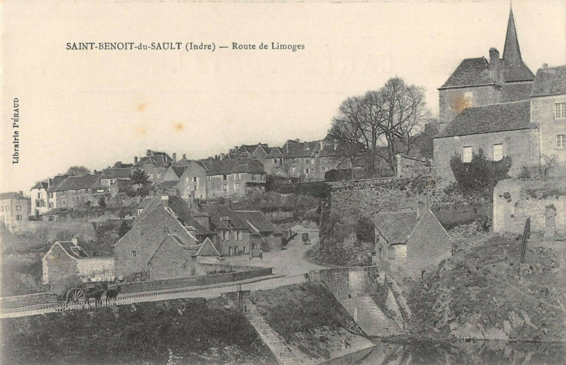 Carte postale ancienne Saint Benoit Du Sault Route De Limoges