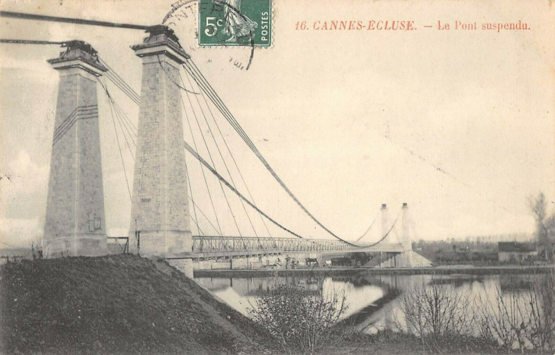 Carte postale ancienne Cannes Ecluse Le Pont Suspendu