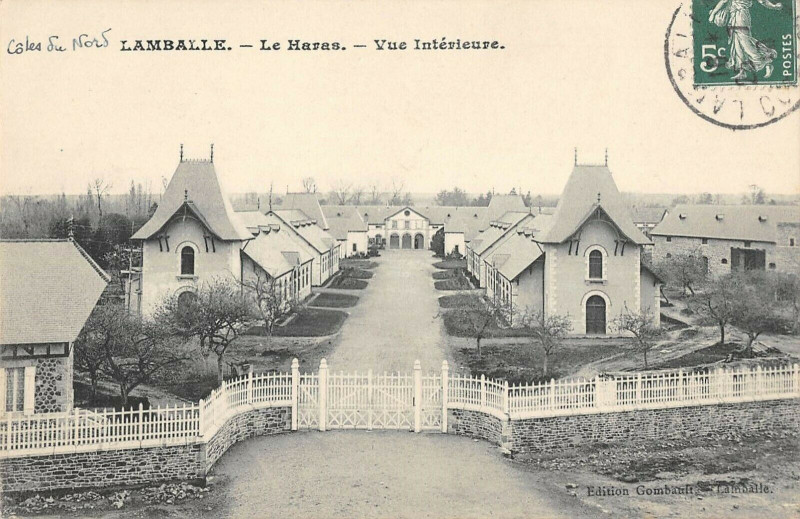 Carte postale ancienne Lamballe Le Haras Vue Interieure