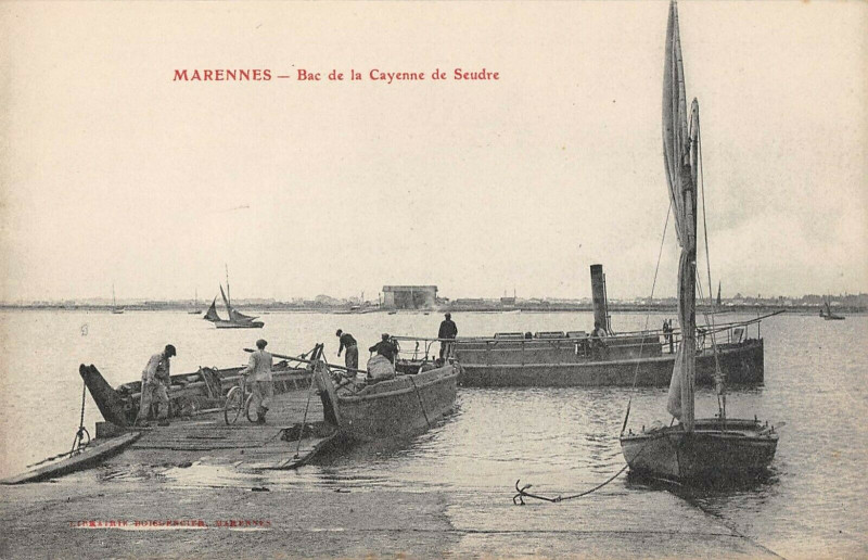 Carte postale ancienne Marennes Bac De La Cayenne De Seudre