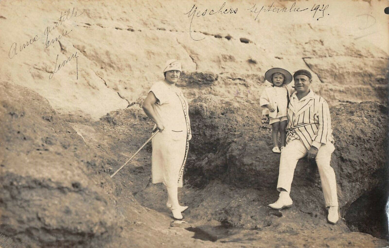 Carte postale ancienne Meschers Carte Photo (située  au devant de la cpa