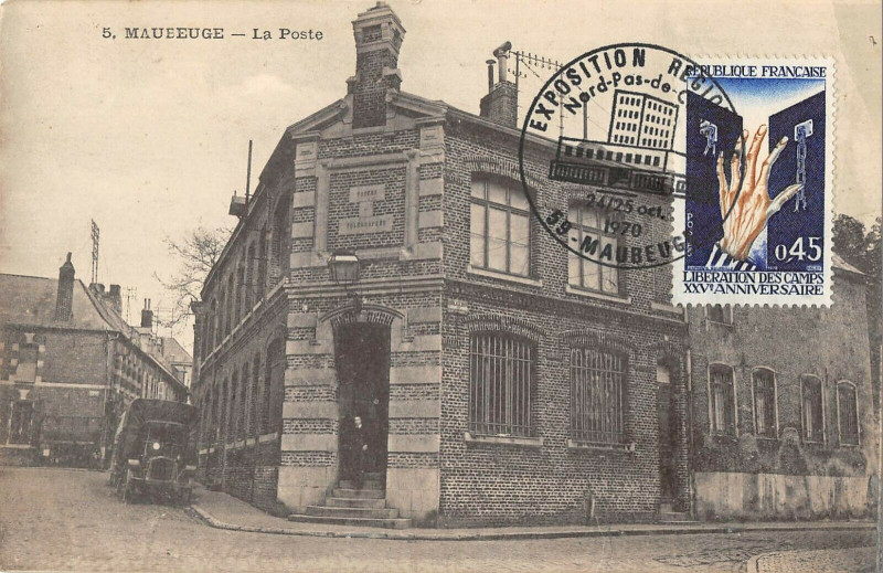 Carte postale ancienne Maubeuge La Poste à Maubeuge