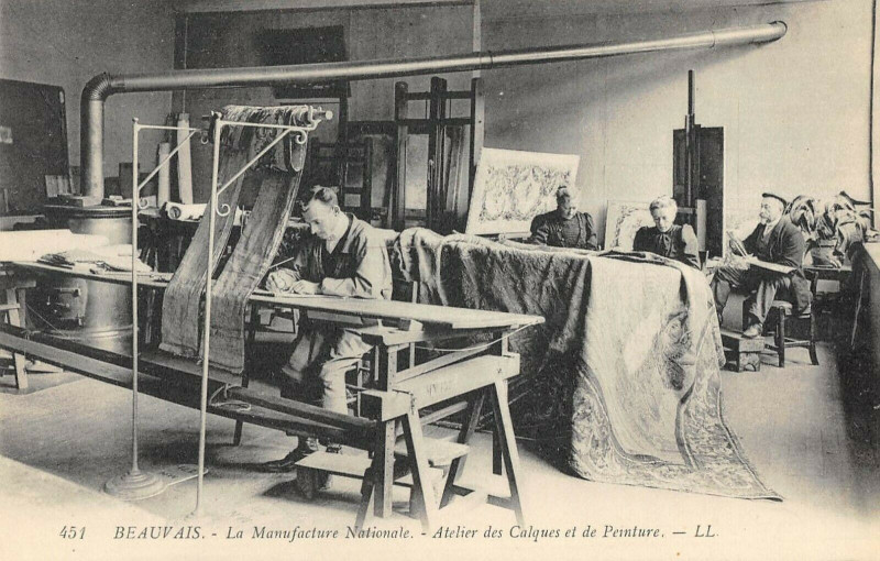 Carte postale ancienne Beauvais La Manufacture Nationale Atelier Des Calques Et Peintures à Beauvais