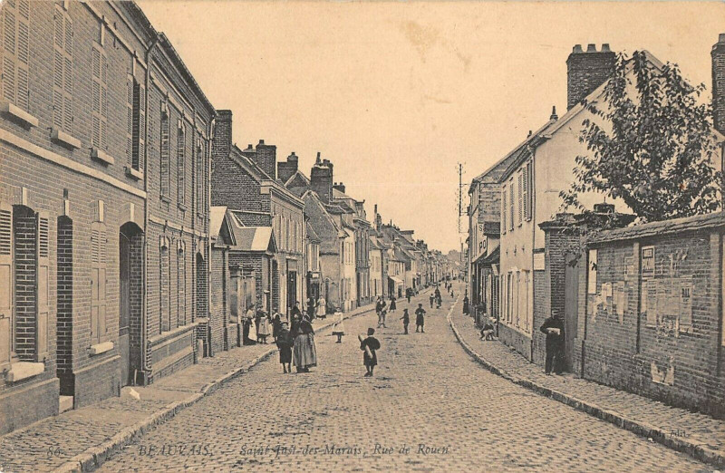 Carte postale ancienne Beauvais Saint Just Des Marais Rue De Rouen à Beauvais