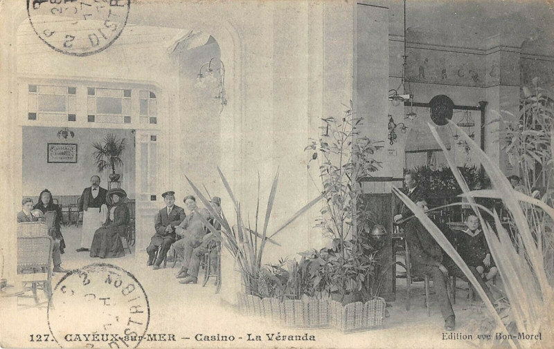 Carte postale ancienne Cayeux Sur Mer Le Casino La Veranda à Cayeux-sur-Mer