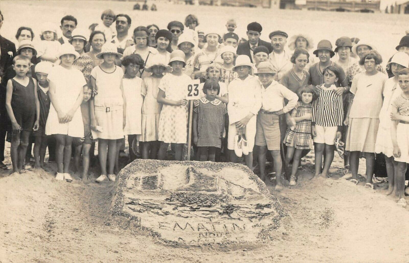 Carte postale ancienne Cayeux Sur Mer Carte Photo D'Un Concours De Sable Enfants à Cayeux-sur-Mer