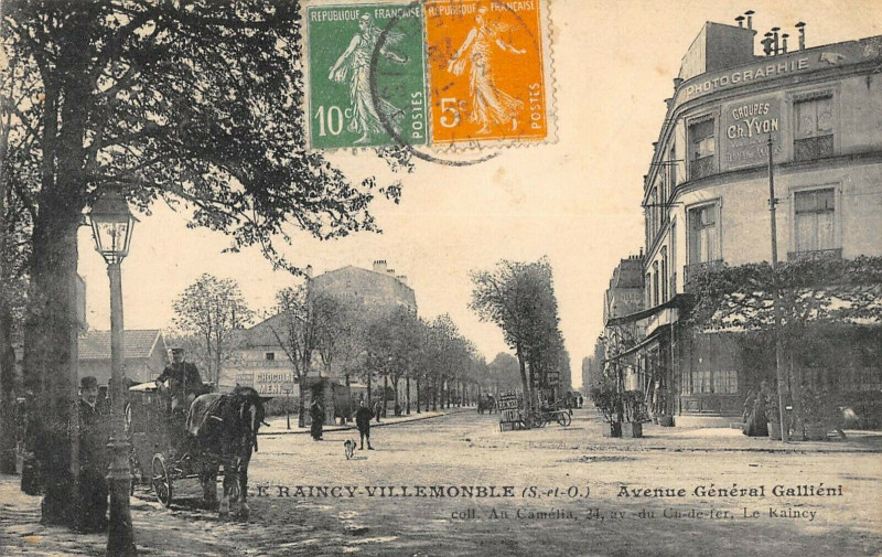 Carte postale ancienne Le Raincy Villemomble Avenue General Gallieni à Villemomble