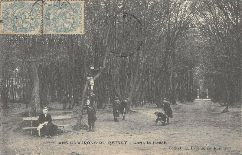 Carte postale ancienne Les Environs Du Raincy Dans La Foret