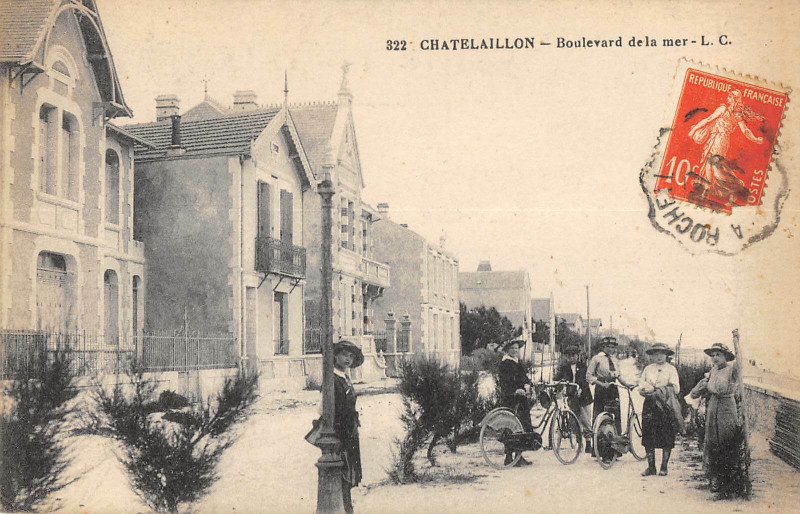 Carte postale ancienne Chatelaillon Boulevard De La Mer
