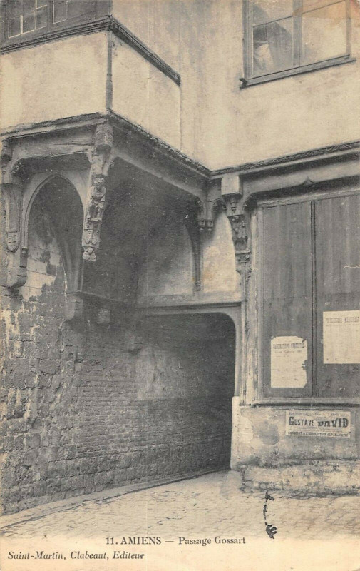 Carte postale ancienne Amiens Passage Gossart à Amiens