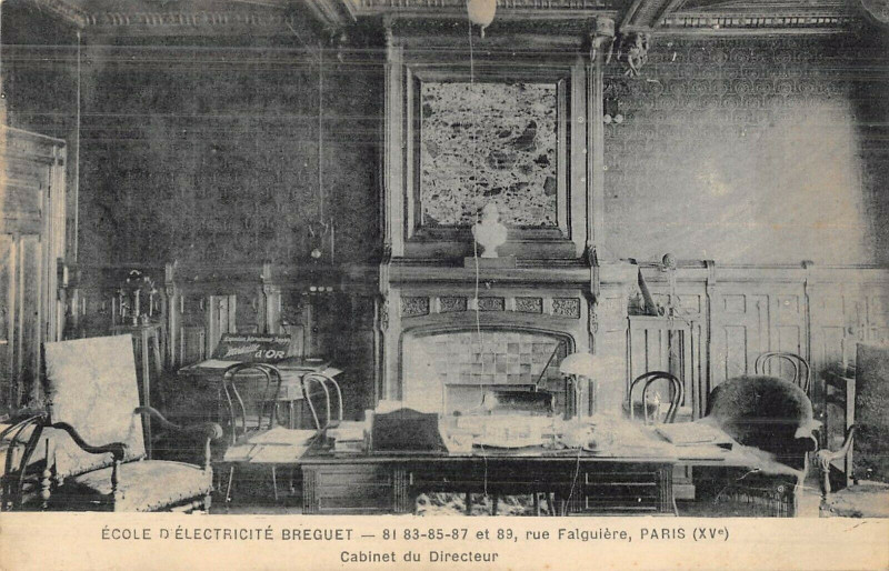 Carte postale ancienne Ecole d'Electricité Bréguet - rue Falguière - Cabinet du Directeur à Paris 15e