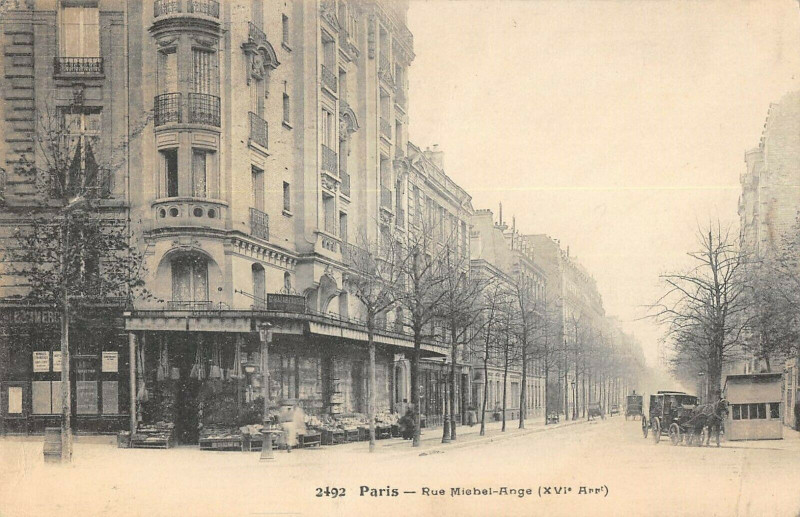 Carte postale ancienne Rue Michel-Ange à Paris 16e