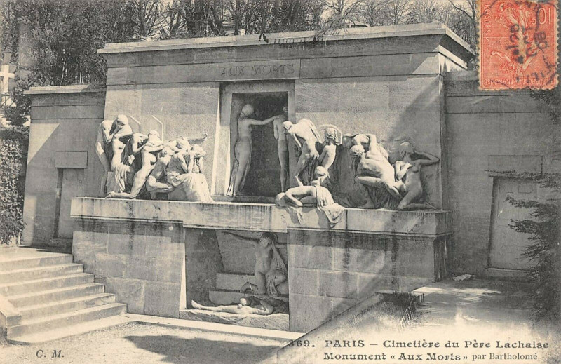 Carte postale ancienne Cimetière du Père Lachaise - Monument Aux Morts à Paris 20e