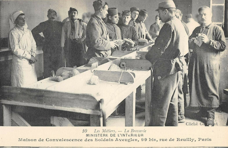 Carte postale ancienne Paris XIIe Ministere Interieur Maison Soldats Aveugles Rue De Reuilly à Paris 12e