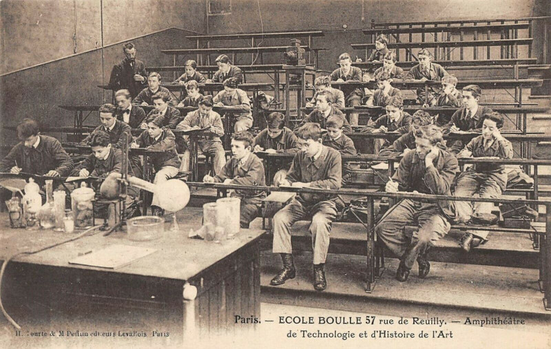 Carte postale ancienne Ecole Boulle 57 Rue de Reuilly - Amphithéâtre de Technologie et d'Histoire de l'Art à Paris 12e