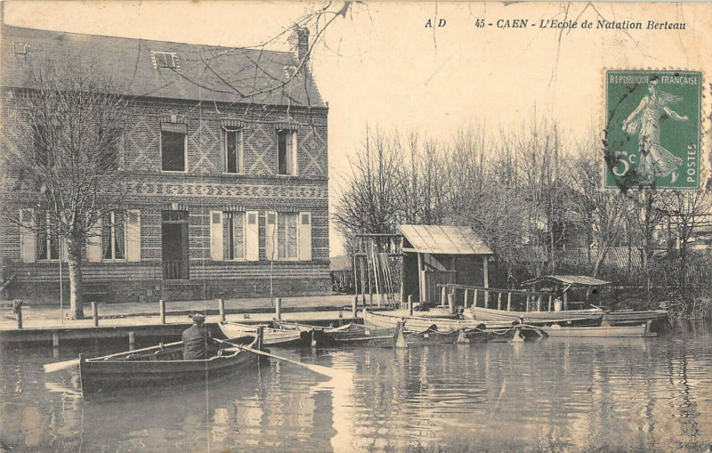 Carte postale ancienne Caen Ecole De Natation Berteau à Caen