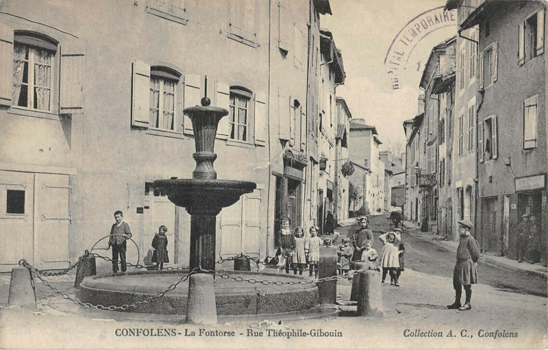 Carte postale ancienne Confolens Fontorse Rue Theophile Gibouin à Confolens