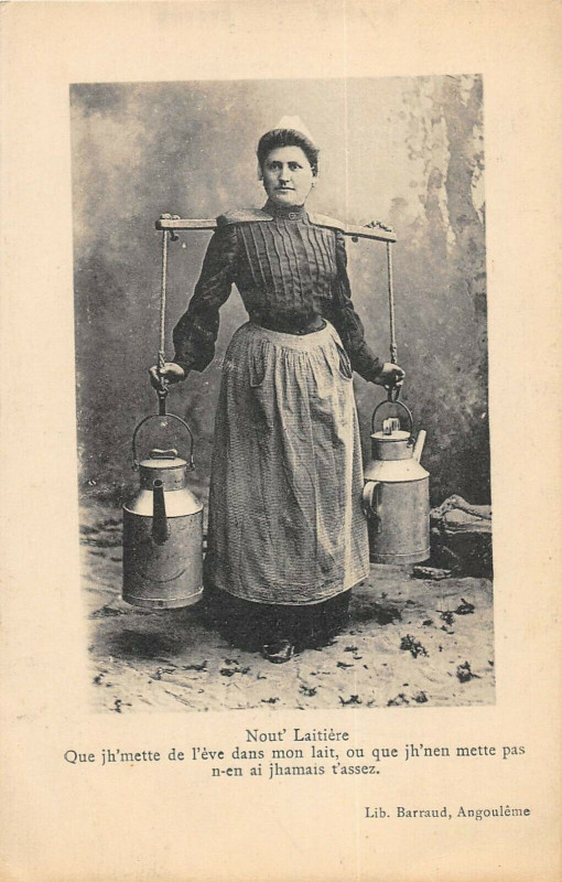 Carte postale ancienne Charente Nout Laitiere