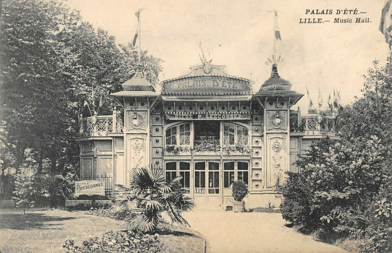 Carte postale ancienne Lille Palais D'Ete Music Hall à Lille