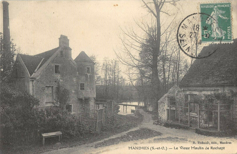 Carte postale ancienne Mandres Le Vieux Moulin De Rochopt
