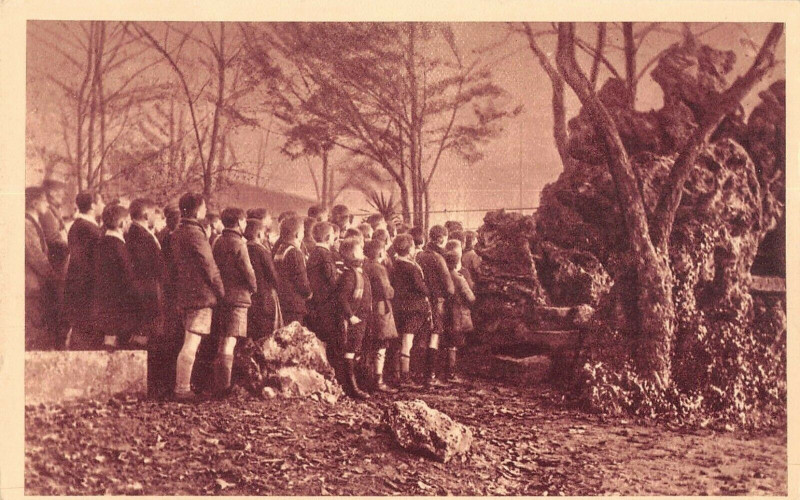 Carte postale ancienne Fontenay Sous Bois Petit Seminaire Avant Le Depart En Vacances à Fontenay-sous-Bois