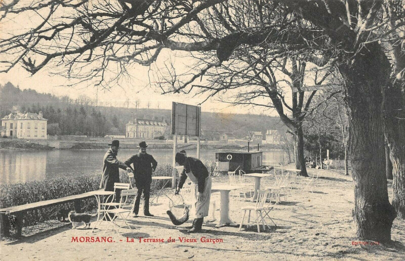Carte postale ancienne Morsang La Terrasse Du Vieux Garcon
