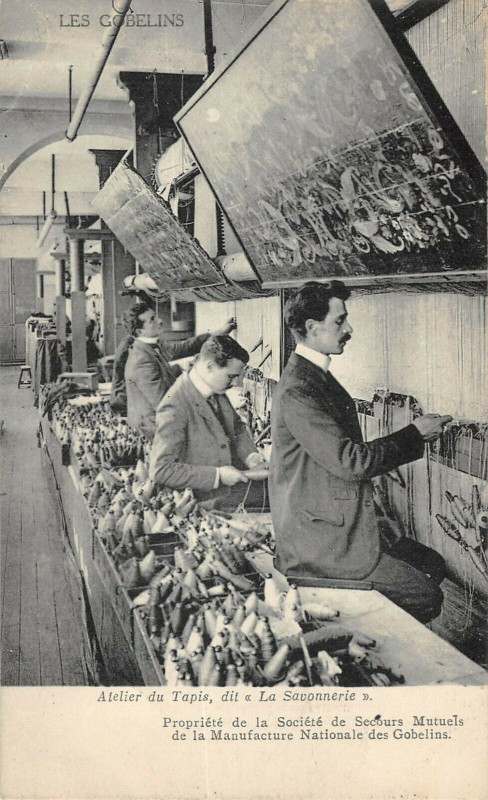Carte postale ancienne Paris XIIIe Les Gobelins Atelier Du Tapis Dit La Savonnerie à Paris 13e