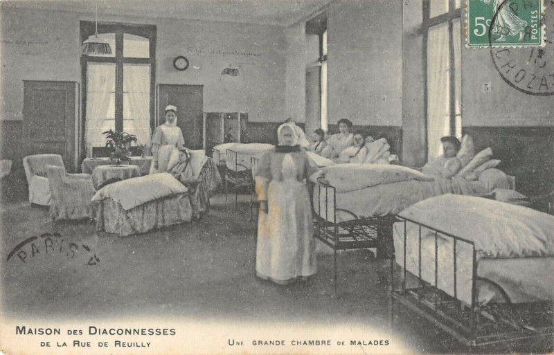 Carte postale ancienne Paris XIIe Institution Des Diaconeses Rue De Reuilly Gde Chambre Malades à Paris 12e