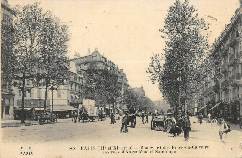 Carte postale ancienne Paris XIe Boulevard Des Filles Du Calvaire Aux Rues D'Angouleme Saintonge à Paris 11e