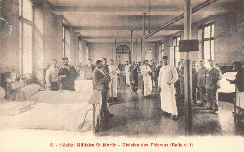Carte postale ancienne Paris Xe Hopital Militaire Saint Martin Division Des Fievreux à Paris 10e