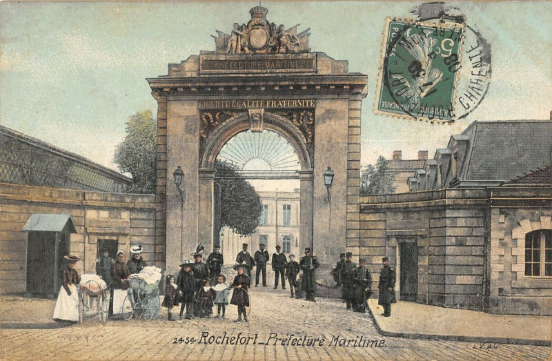 Carte postale ancienne Rochefort Sur Mer Prefecture Maritime à Rochefort