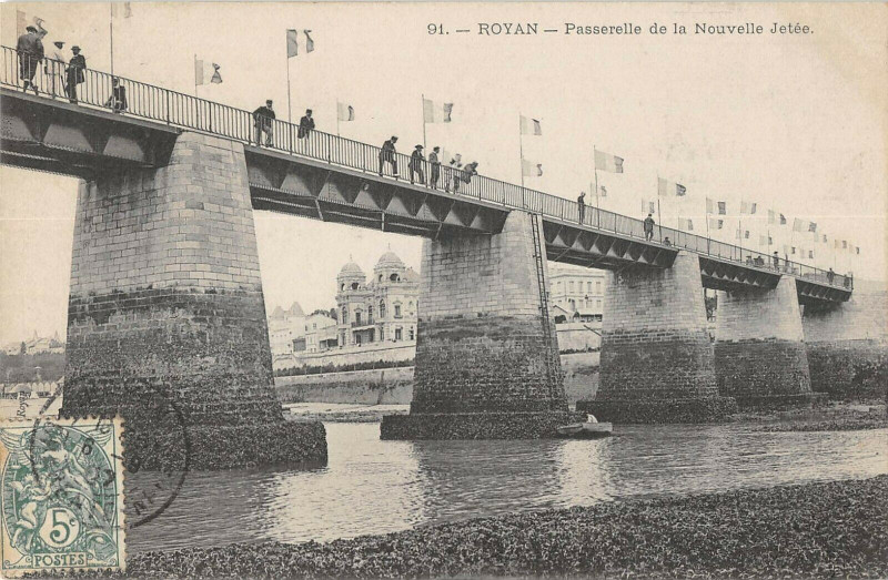 Carte postale ancienne Royan Passerelle De La Nouvelle Jetee à Royan