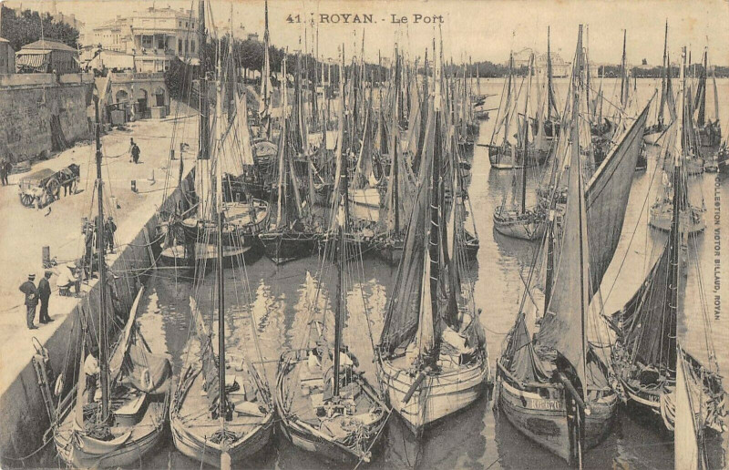 Carte postale ancienne Royan Le Port à Royan