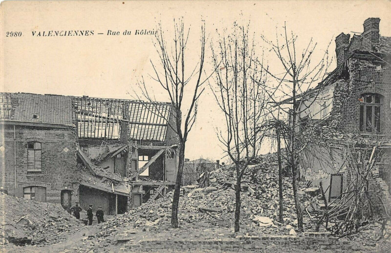 Carte postale ancienne Valenciennes Rue Du Roleur à Valenciennes