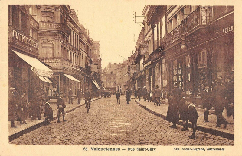Carte postale ancienne Valenciennes Rue Saint Gery à Valenciennes
