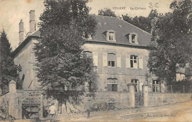 Carte postale ancienne Bugeat Le Chateau (cliché pas courant à Bugeat