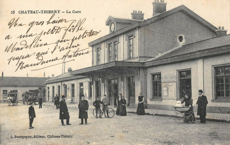 Carte postale ancienne Chateau Thierry La Gare
