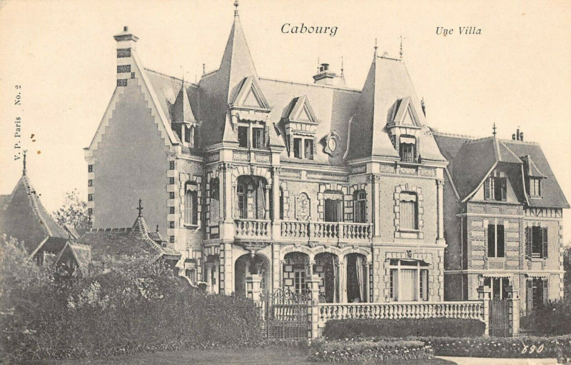 Carte postale ancienne Cabourg Une Villa à Cabourg