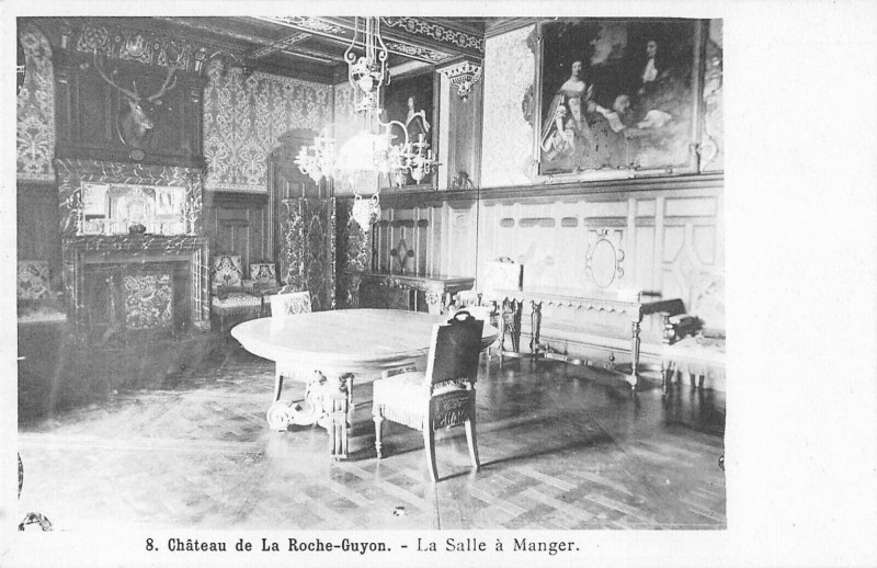 Carte postale ancienne Chateau De La Roche Guyon La Salle A Manger à La Roche-Guyon