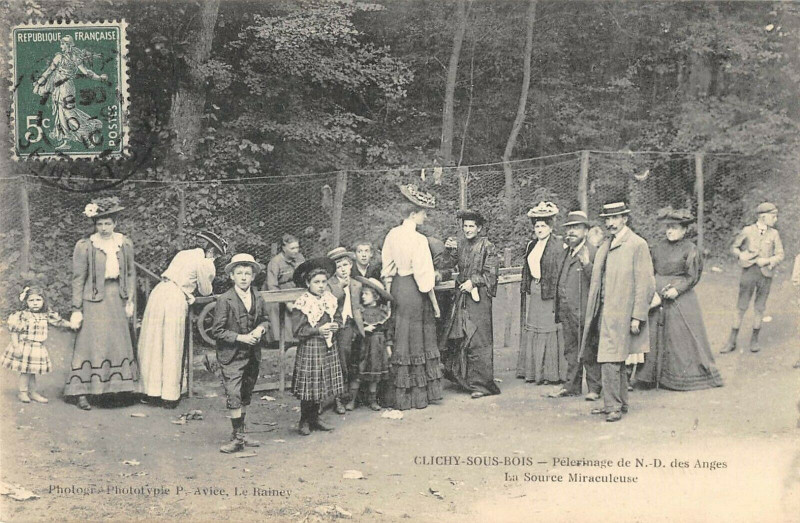 Carte postale ancienne Clichy Sous Bois Le Pelerinage à Clichy-sous-Bois