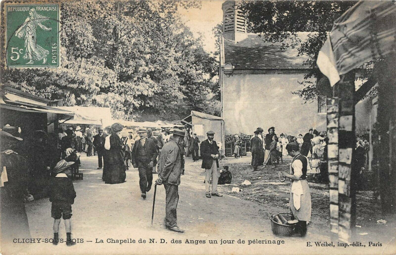 Carte postale ancienne Clichy Sous Bois La Chapelle Un Jour De Pelerinage à Clichy-sous-Bois