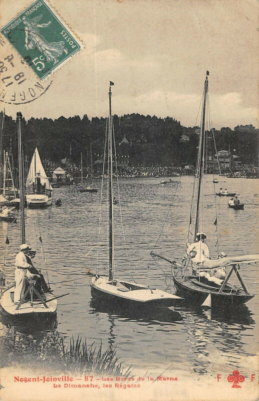 Carte postale ancienne Nogent Joinville Bords De Marne Le Dimanche Les Regates