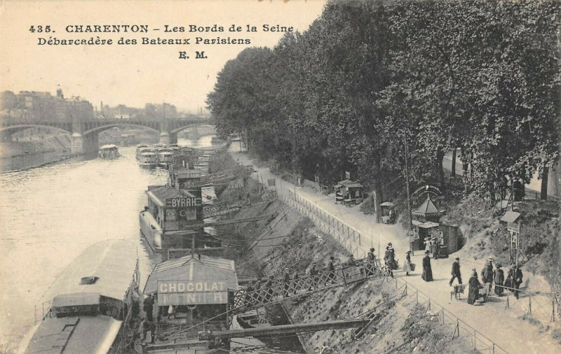 Carte postale ancienne Charenton Debarcadere Des Bateaux Parisiens